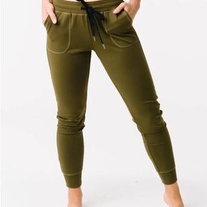 Zyia Active Unwind Women’s Olive Green Fitted Jogger Pants Wide Waistband, XL